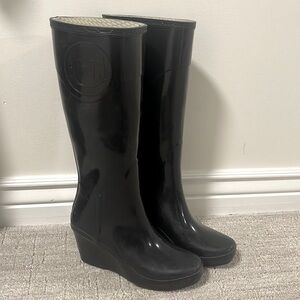 Hunter black heeled rain boots sz UK 5 US 6M/7F EU 38